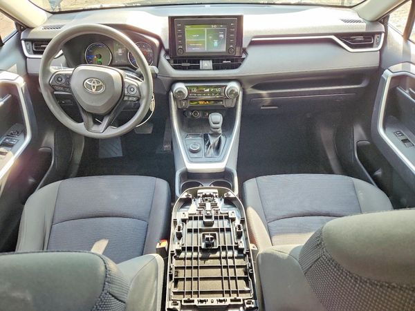2019 TOYOTA RAV4