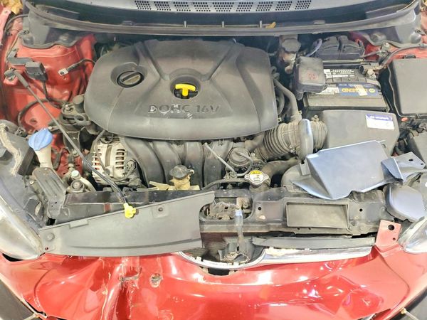 2015 HYUNDAI ELANTRA