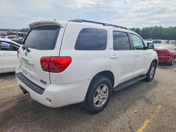 2015 TOYOTA SEQUOIA SR5 Grade