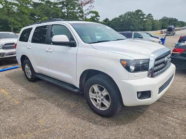 2015 TOYOTA SEQUOIA SR5 Grade