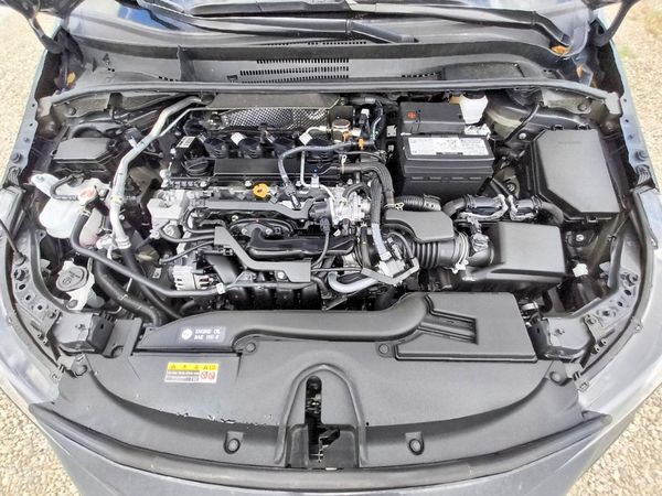 2026 TOYOTA COROLLA XSE — Engine bay