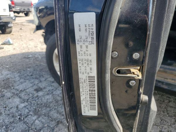 2016 RAM 1500 ST