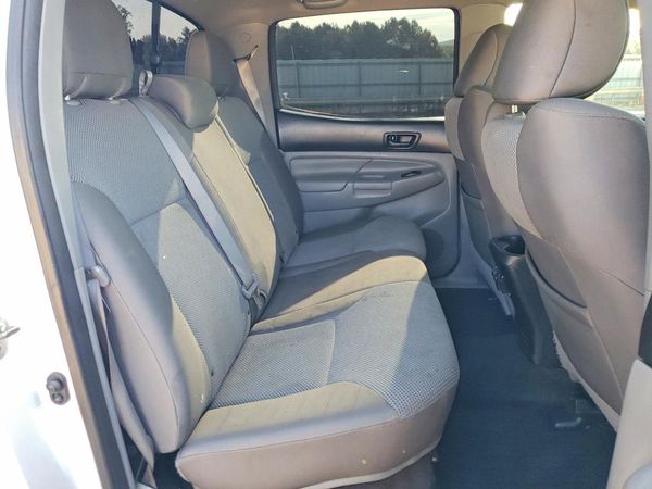 2015 TOYOTA TACOMA