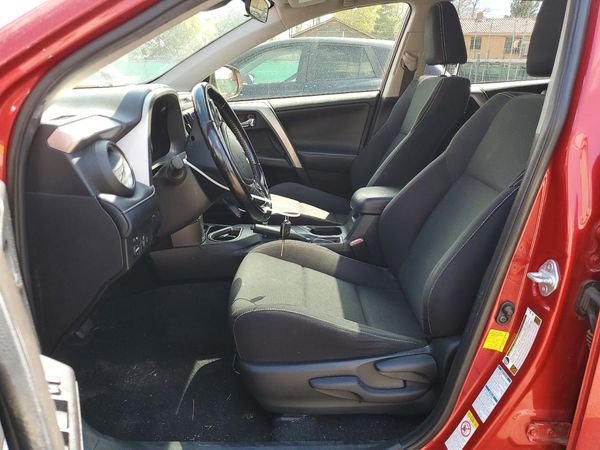 2017 TOYOTA RAV4