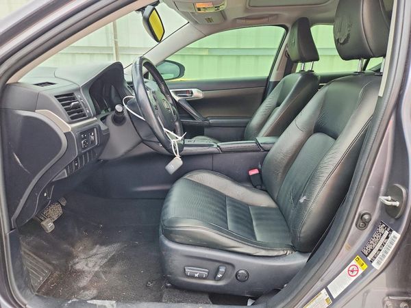 2013 LEXUS CT