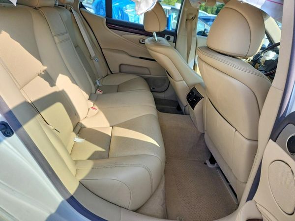 2017 LEXUS LS