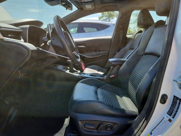 2021 TOYOTA COROLLA XSE