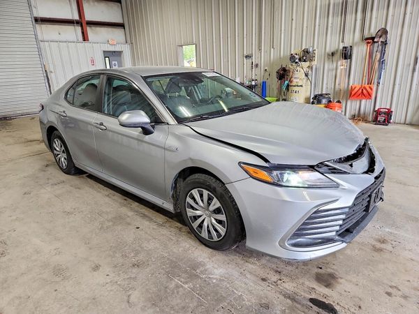2021 TOYOTA CAMRY