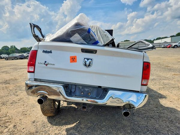 2017 RAM 1500 SLT — DIRR