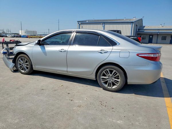 2017 TOYOTA CAMRY