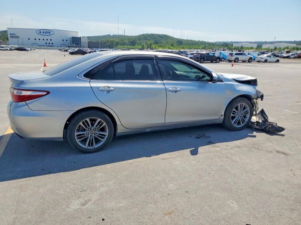 2017 TOYOTA CAMRY