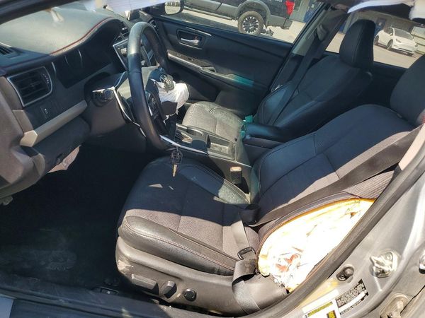 2017 TOYOTA CAMRY