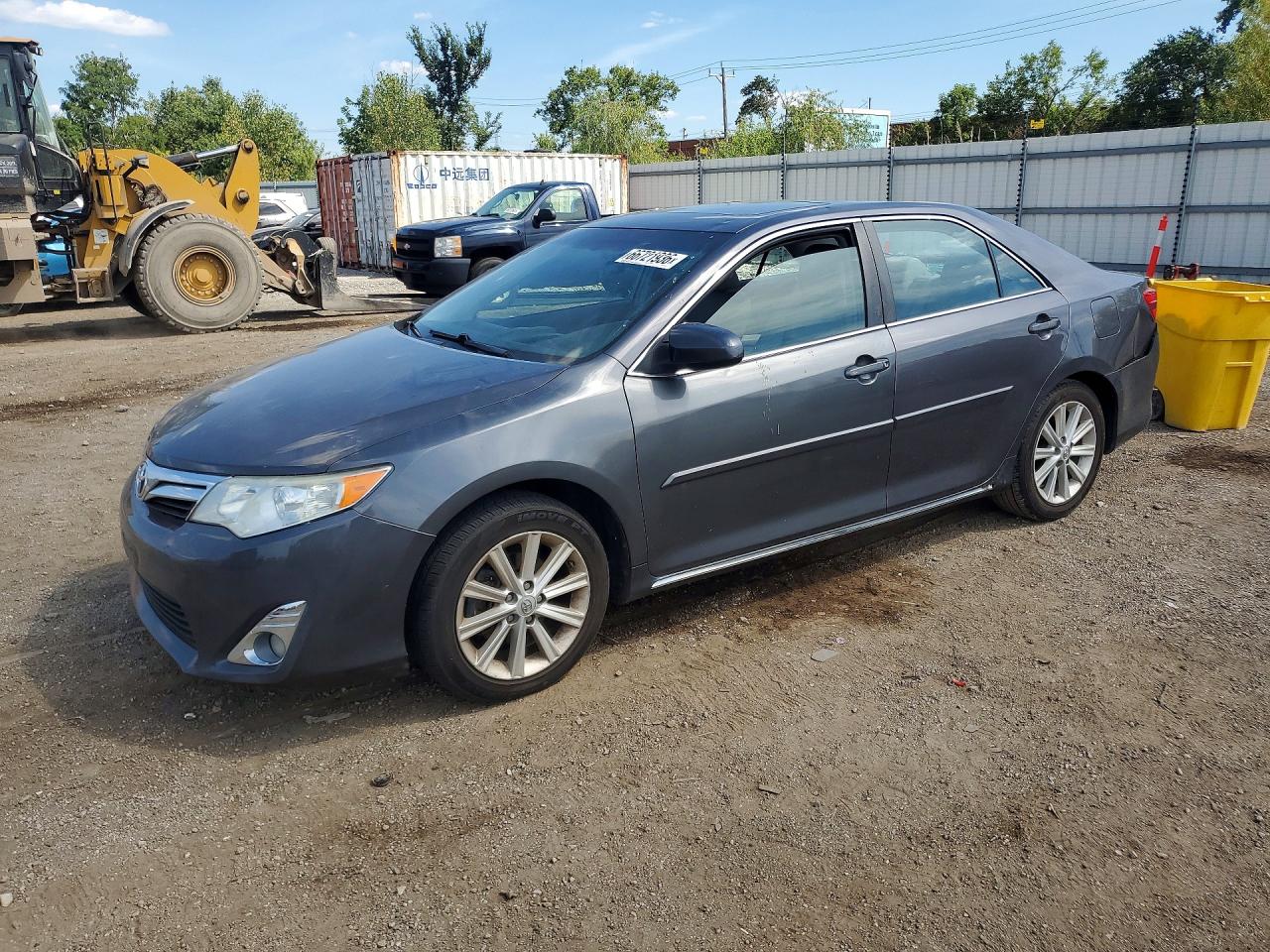 2014 TOYOTA CAMRY