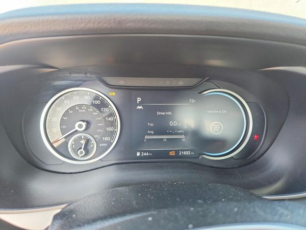 2023 GENESIS G70