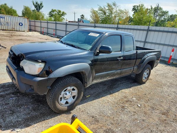 2015 TOYOTA TACOMA