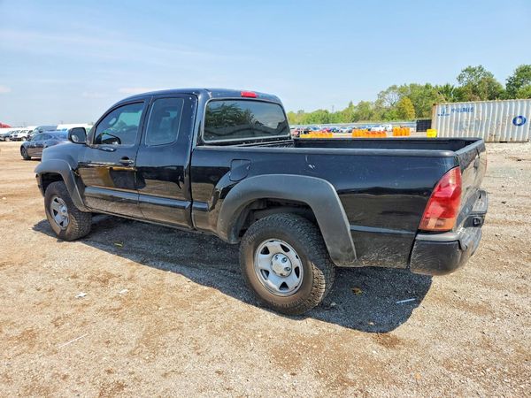 2015 TOYOTA TACOMA