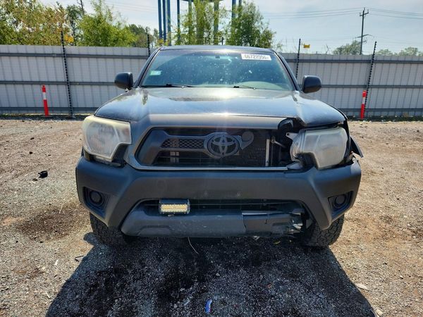 2015 TOYOTA TACOMA