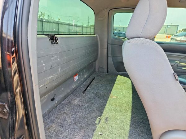 2015 TOYOTA TACOMA