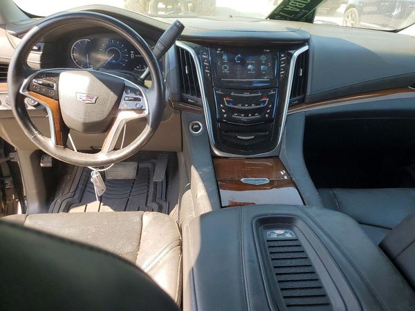 2020 CADILLAC ESCALADE