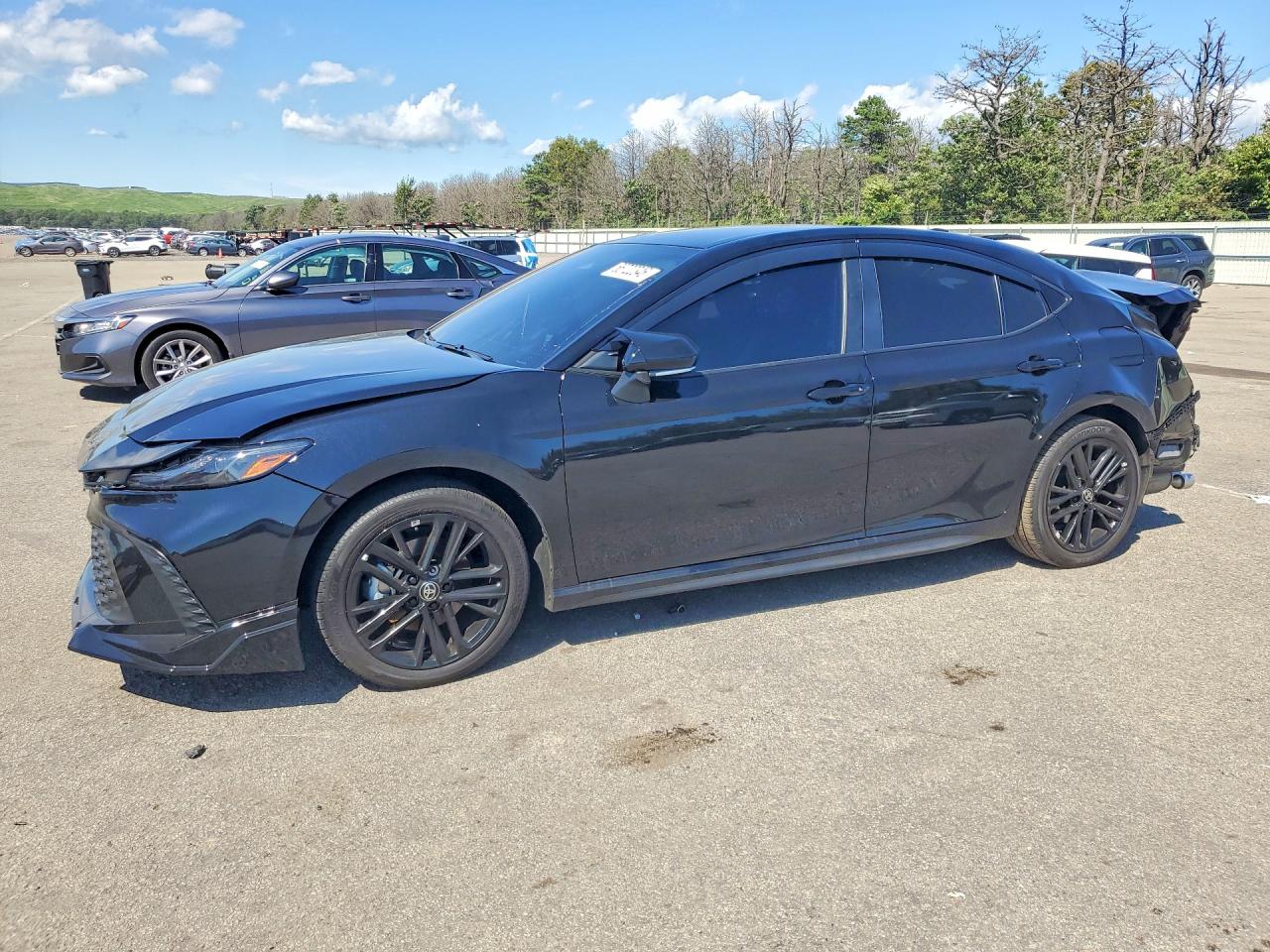 2026 TOYOTA CAMRY