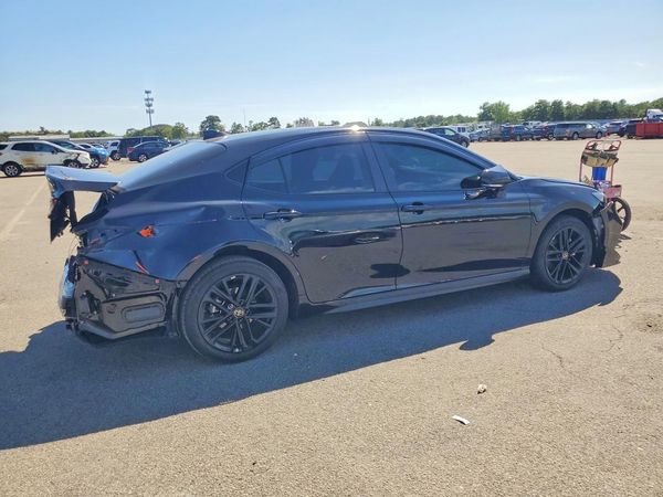 2026 TOYOTA CAMRY