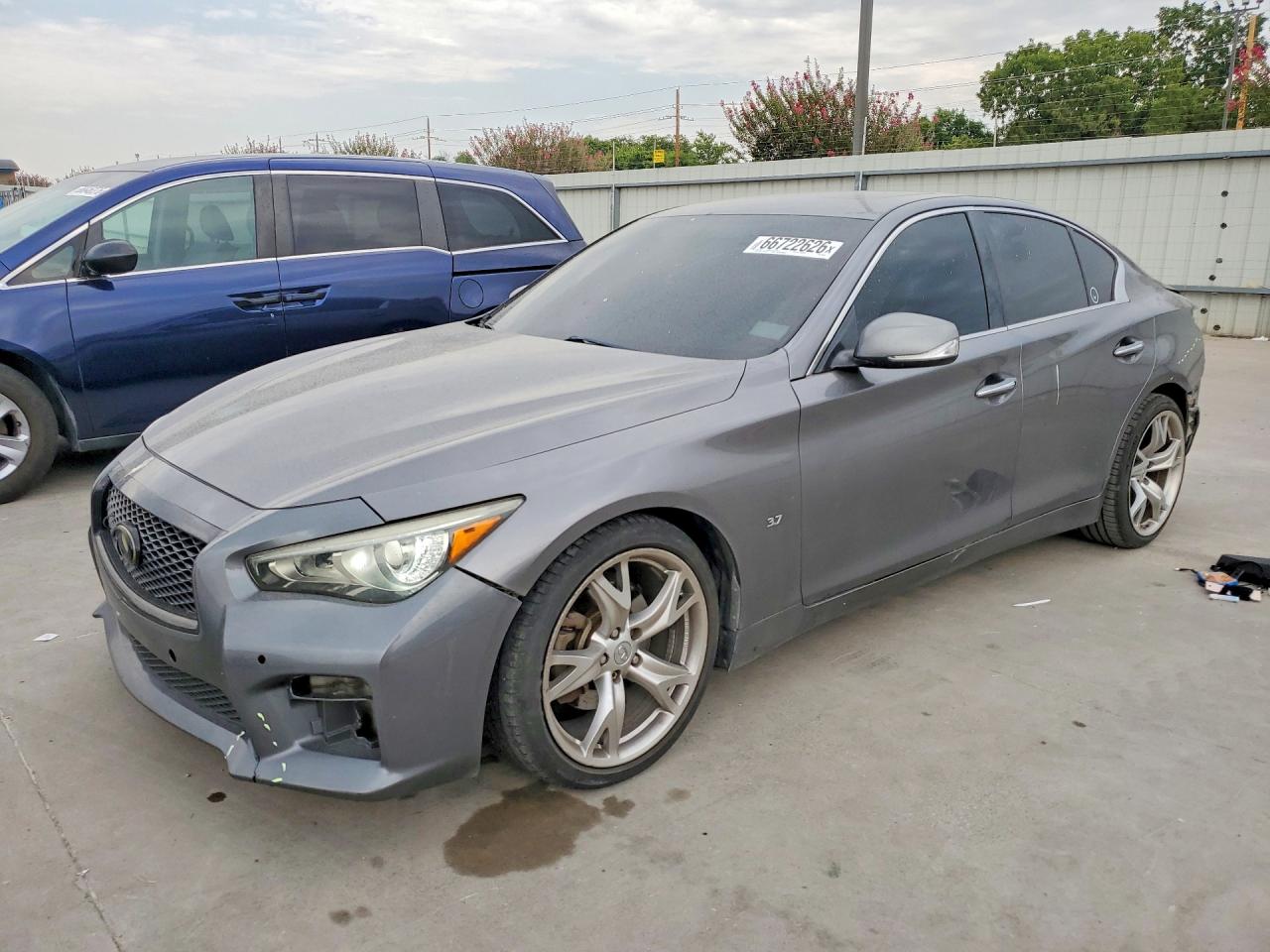 2014 INFINITI Q50 — Front 3/4