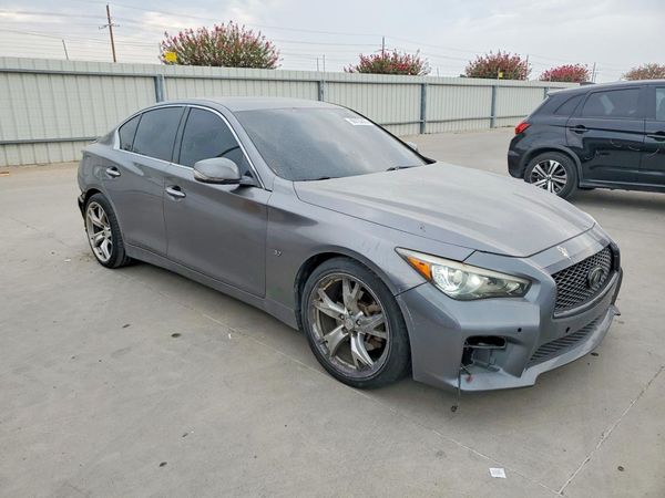 2014 INFINITI Q50 — Passenger 3/4