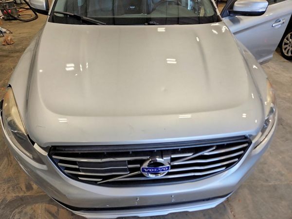 2015 VOLVO XC60