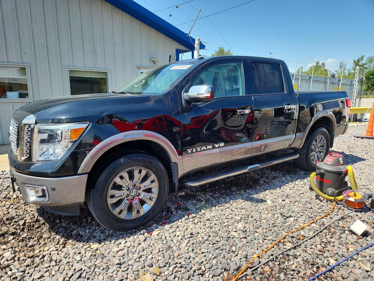 2019 NISSAN TITAN