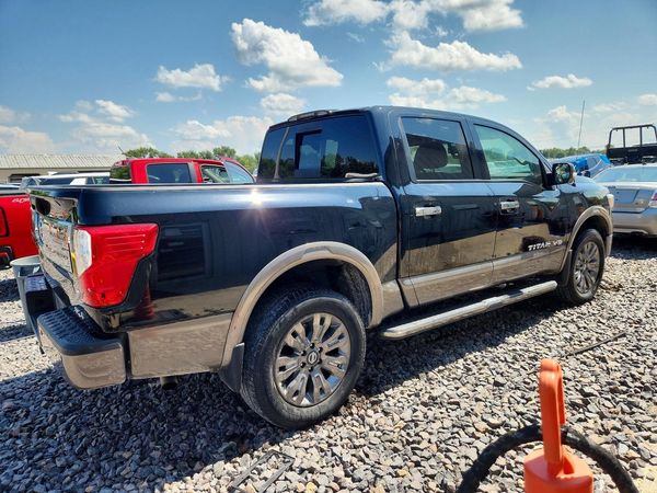 2019 NISSAN TITAN