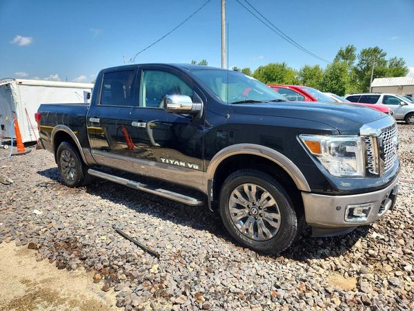 2019 NISSAN TITAN