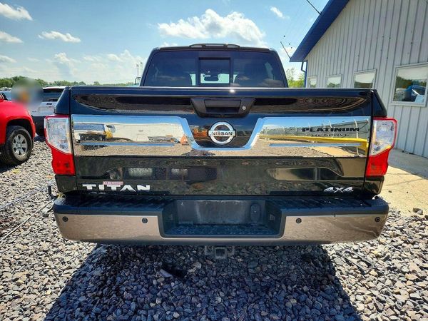 2019 NISSAN TITAN