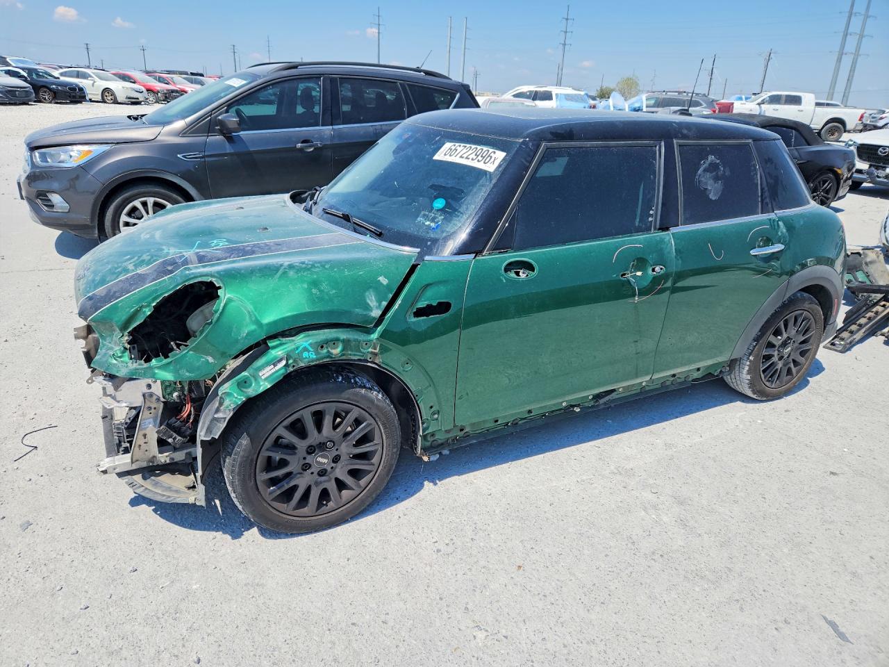 2022 MINI COOPER