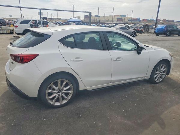 2015 MAZDA 3 Touring/GS