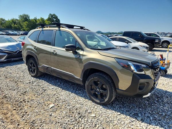 2023 SUBARU FORESTER
