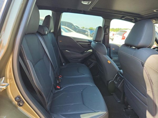 2023 SUBARU FORESTER