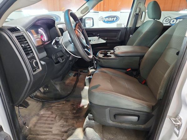 2018 RAM 1500 ST — DENT
