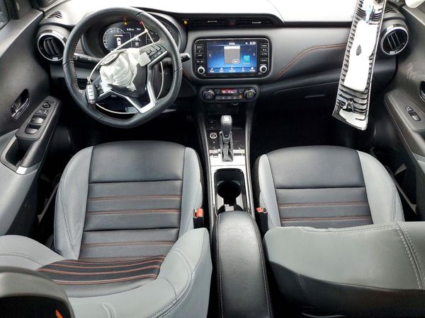 2022 NISSAN KICKS