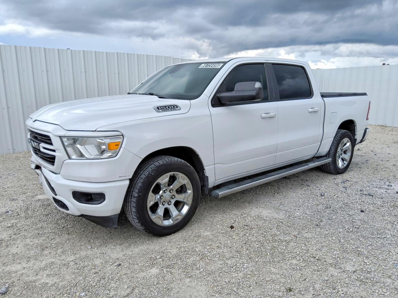 2019 RAM 1500 Big Horn/Lonestar — Front 3/4