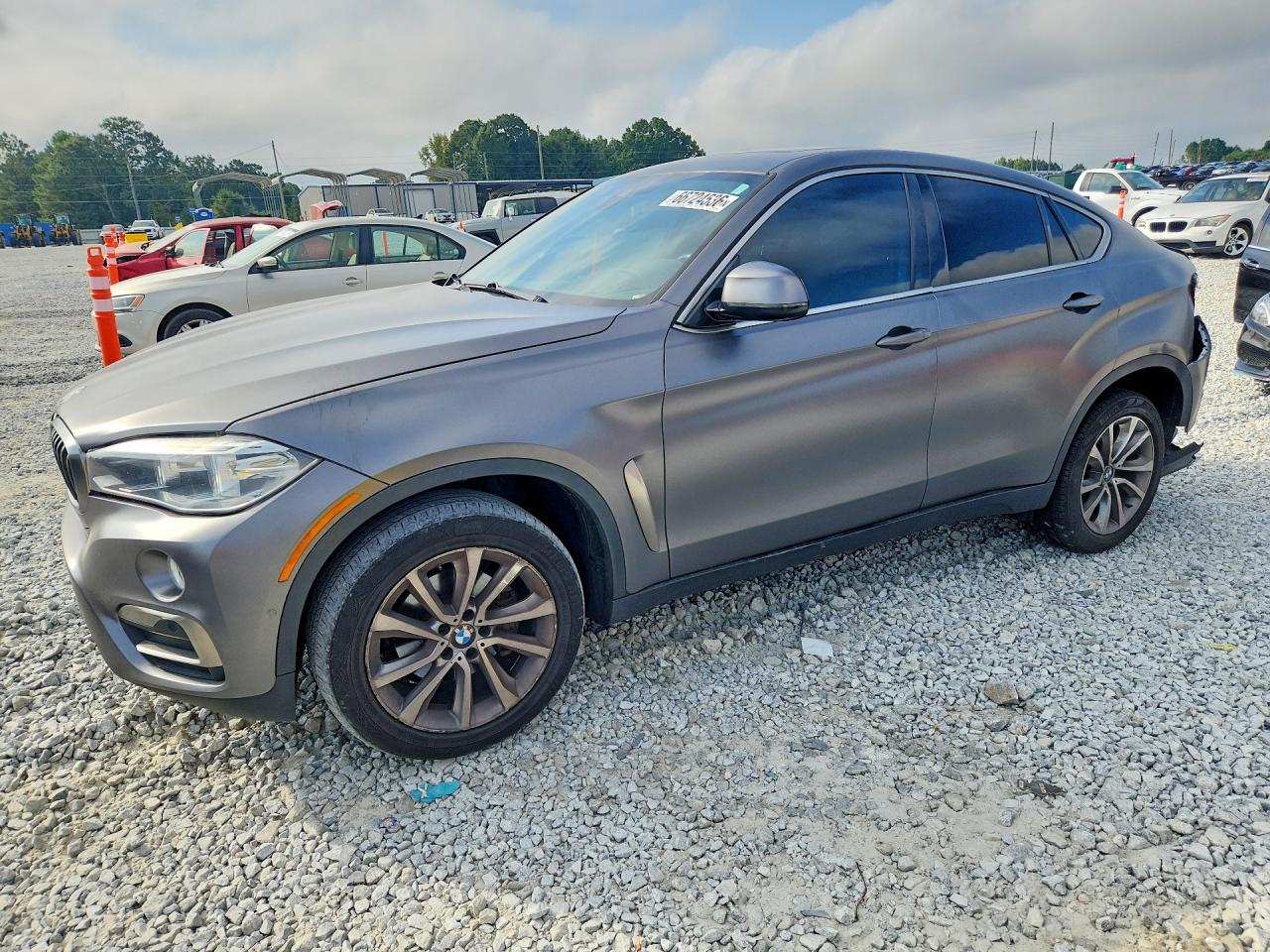 2017 BMW X6 sDrive35i — Front 3/4