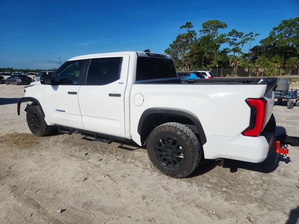 2026 TOYOTA TUNDRA