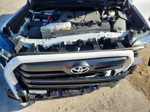 2026 TOYOTA TUNDRA