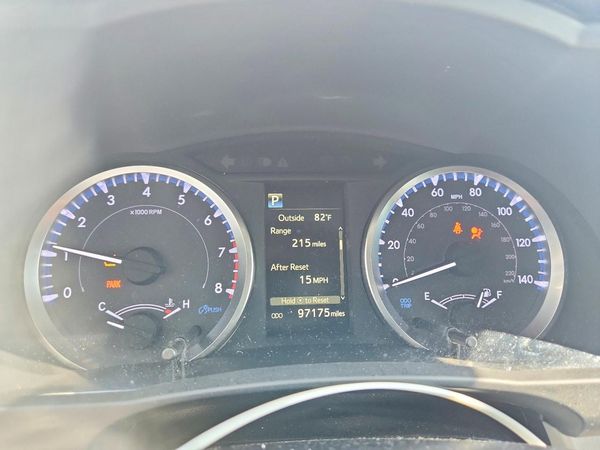 2019 TOYOTA HIGHLANDER LE/LE Plus