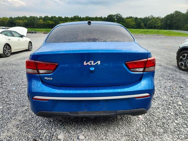 2022 KIA RIO LX, S