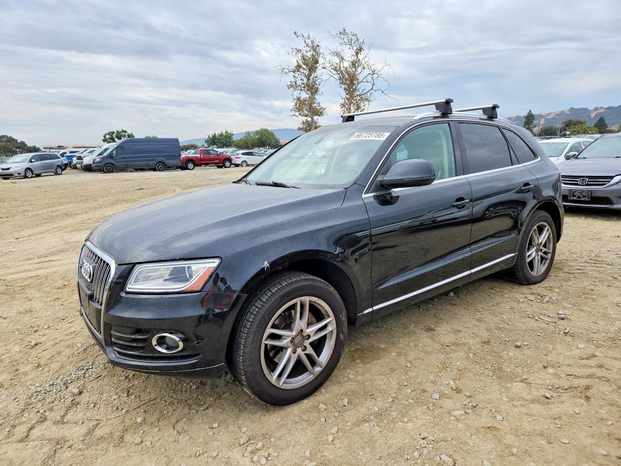 2014 AUDI Q5 Premium Plus — Front 3/4