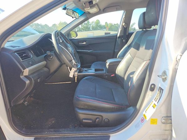 2017 TOYOTA CAMRY LE/SE/XLE/XSE — DENT