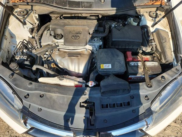 2017 TOYOTA CAMRY LE/SE/XLE/XSE — Engine bay