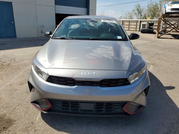 2024 KIA FORTE GT Line