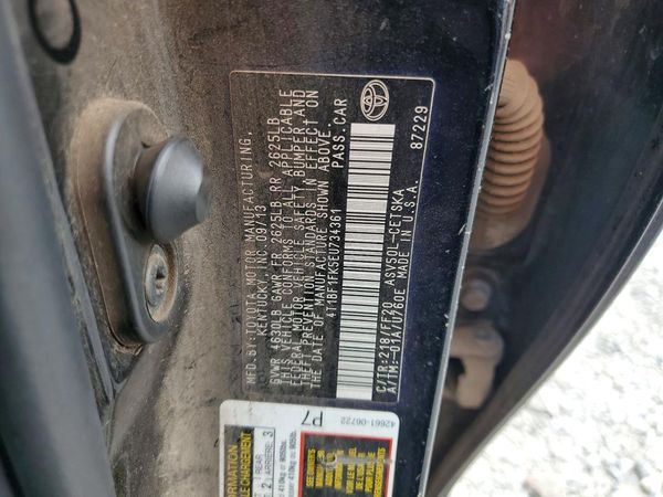 2014 TOYOTA CAMRY