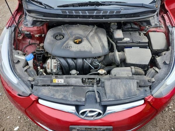 2016 HYUNDAI ELANTRA